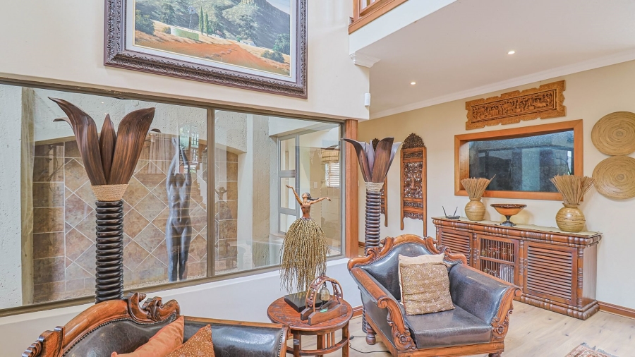 5 Bedroom Property for Sale in Birdwood Estate North West